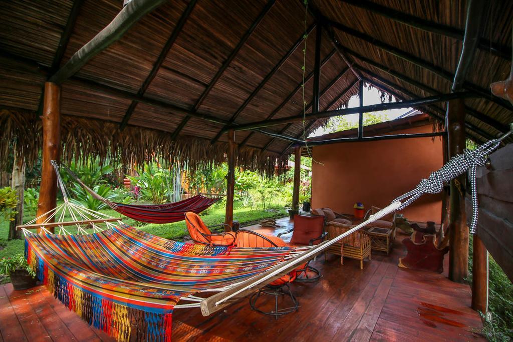 Guava Lodge Playa Matapalo Exterior photo